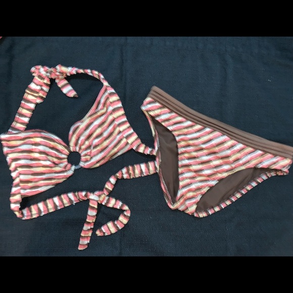 Kenneth Cole 2 Piece Bikini Size Medium - Picture 3 of 6